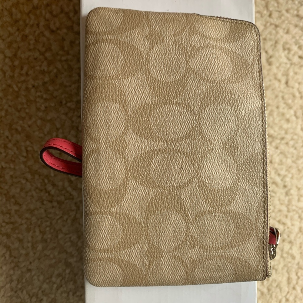 Authentic Coach Wallet - Picture 3 of 4